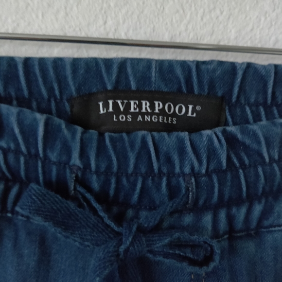 Liverpool LA Drawstring Pull On Jeans Cropped Size Small - Picture 7 of 12